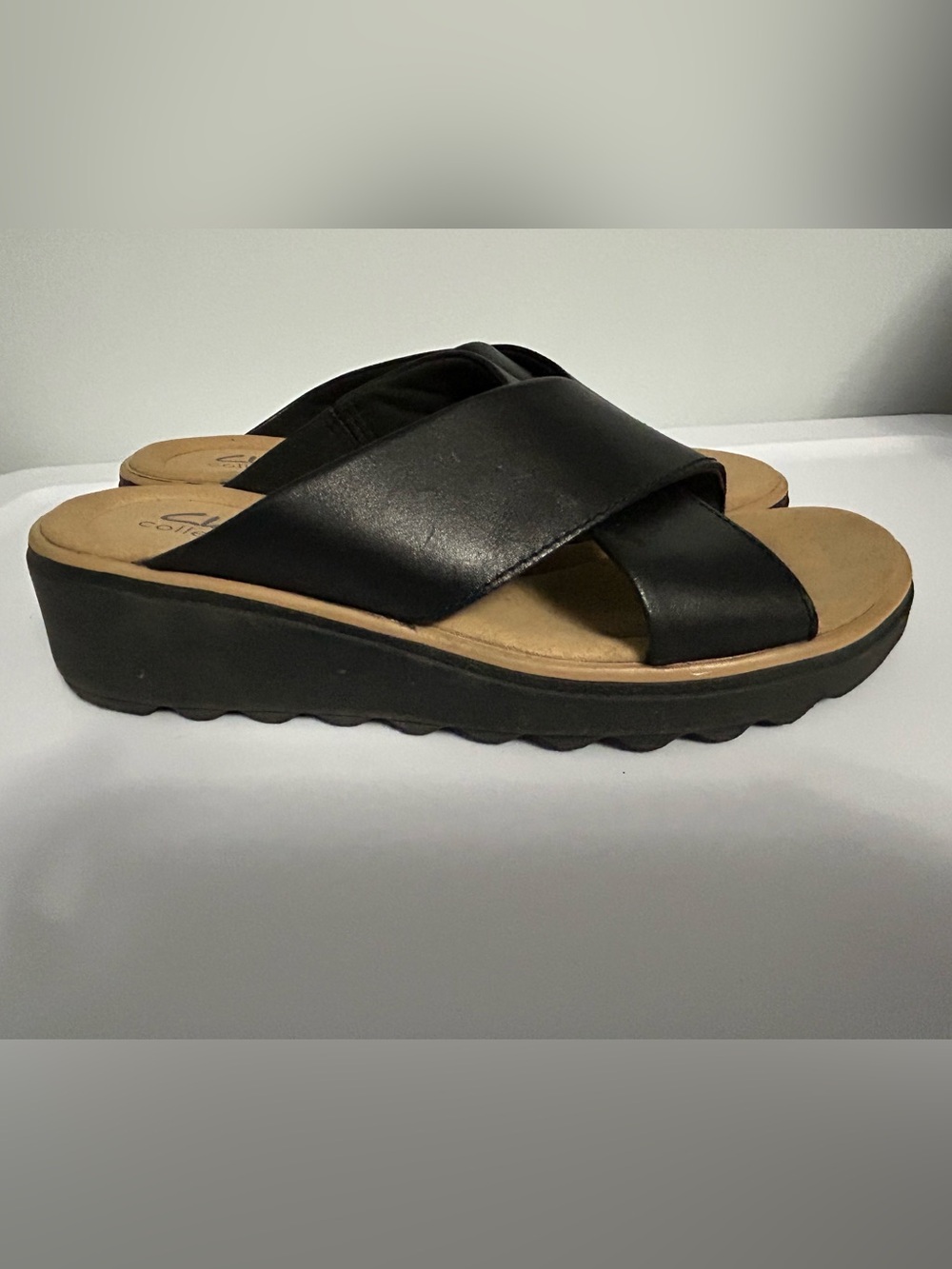 Clarks Black Crisscross Comfort Sandals